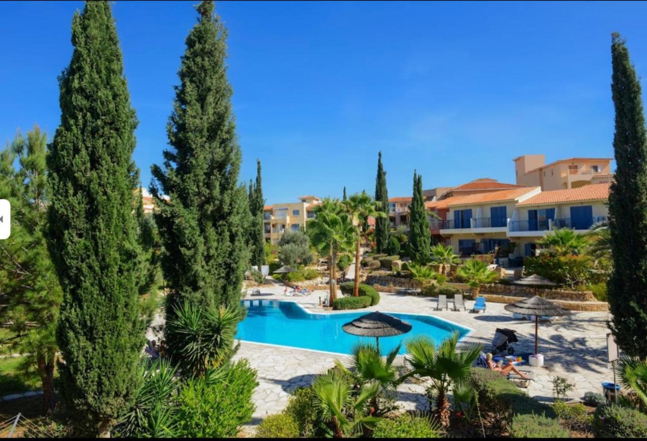 New Cozy Near The Beaches In The Magnificent Gardens Of Regina With Swimming Pools! Villa *